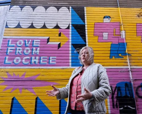 The Scottish Town Rejects Billionaire Provocations, Embracing Local Unity Instead